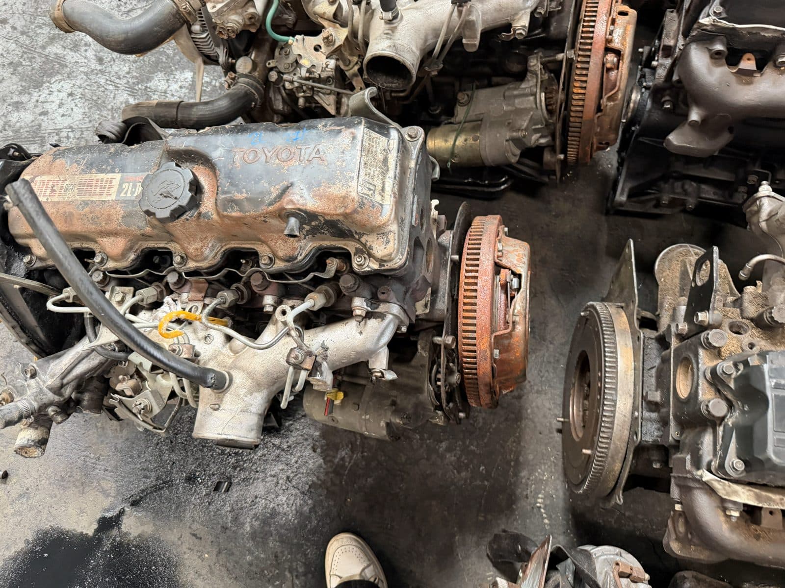 Used Toyota 2L-II 2.4 diesel engine